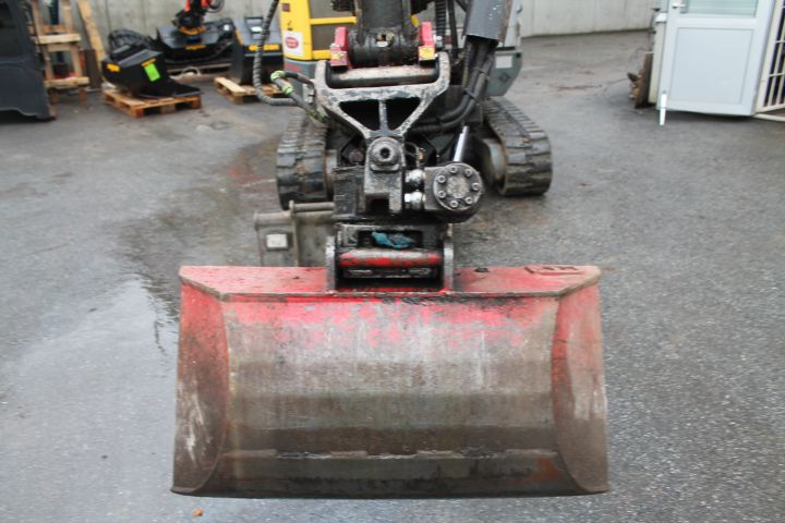 621287-18 Wacker Neuson crawler excavator 38z3 with accessories