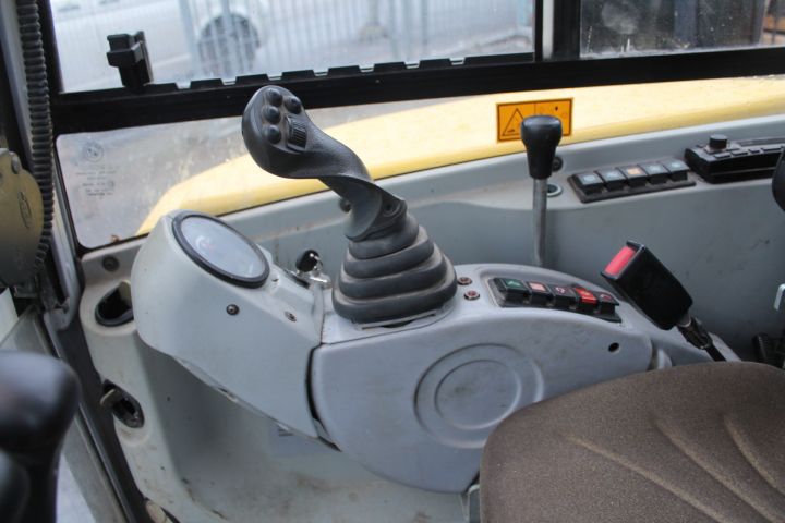 621287-32 Wacker Neuson crawler excavator 38z3 with accessories