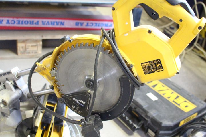 618998-6 Circular Saw Dewalt DW770GP