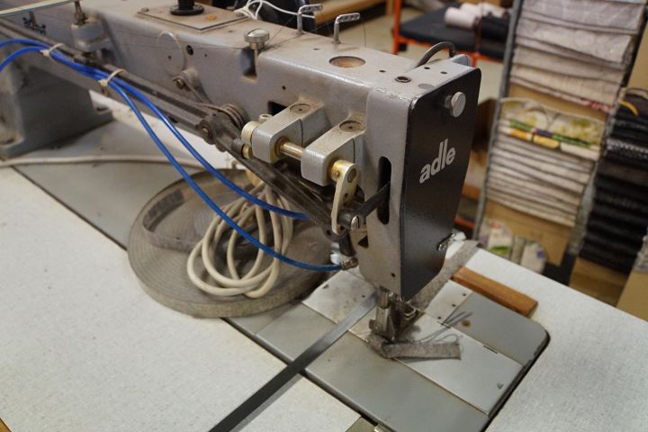 542501-3 Industrial sewing machine "ADLER"