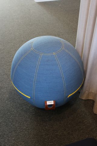 608825-2 Seatball Götessons Ballz Blue 65cm.