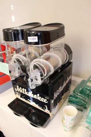 616075-3 Milkshake / slush machines Bras Quark 2, New in carton!