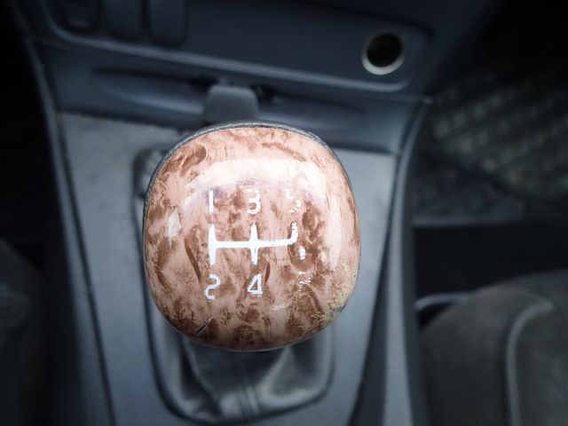 519769-79 Volvo R S60 -00. Reg No: SEA585. Visited until New Year.