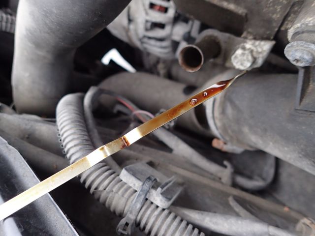 519769-126 Volvo R S60 -00. Reg No: SEA585. Visited until New Year.