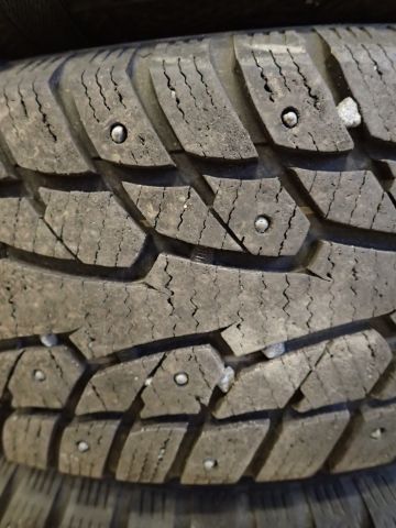 519769-136 Volvo R S60 -00. Reg No: SEA585. Visited until New Year.