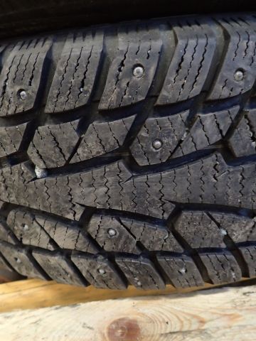 519769-137 Volvo R S60 -00. Reg No: SEA585. Visited until New Year.