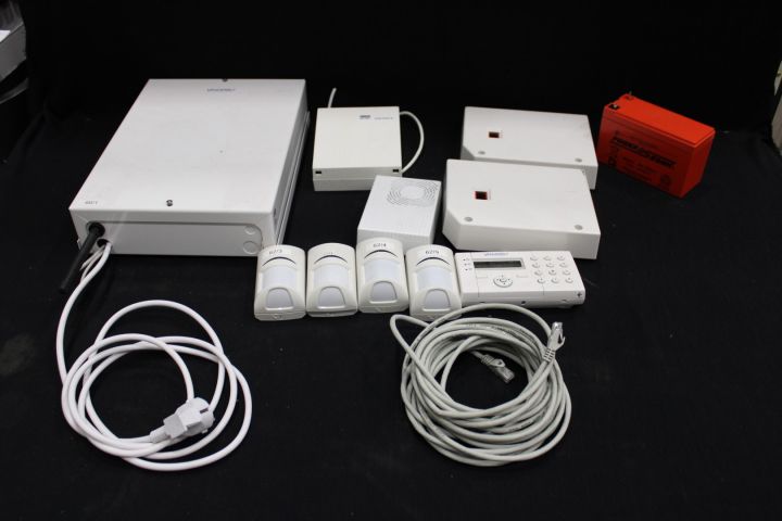 605806-1 Alarm system Vanderbilt