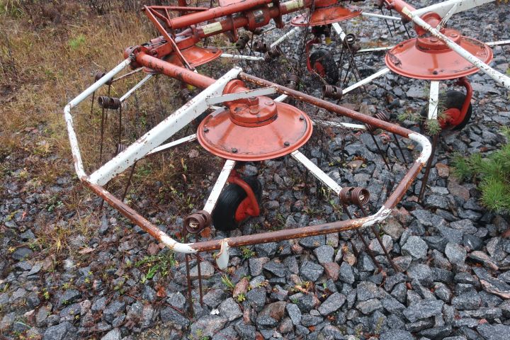 580935-6 Tedder, Kuhn GF 452 p