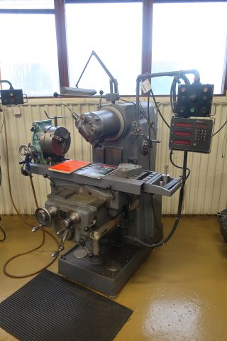 581392-1 Universal cutter, Schaublin mod 53, with round feeding table and tools