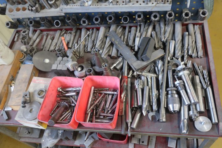 581392-29 Universal cutter, Schaublin mod 53, with round feeding table and tools