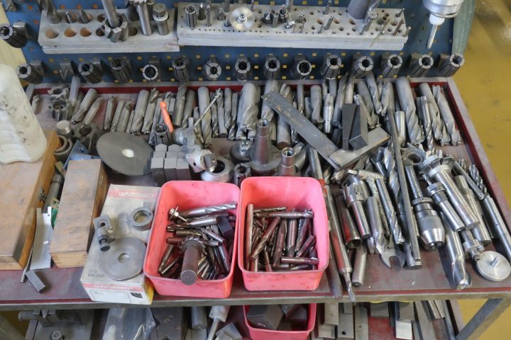 581392-31 Universal cutter, Schaublin mod 53, with round feeding table and tools