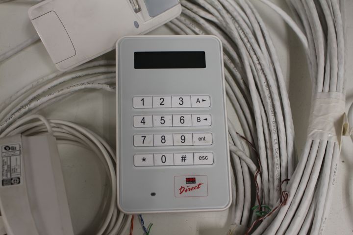 622934-3 Alarm pack - Central unit Honeywell SD8100, control panel, magnetic contact and motion detectors