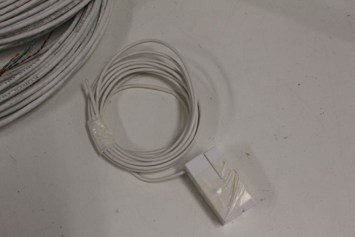 622934-9 Alarm pack - Central unit Honeywell SD8100, control panel, magnetic contact and motion detectors