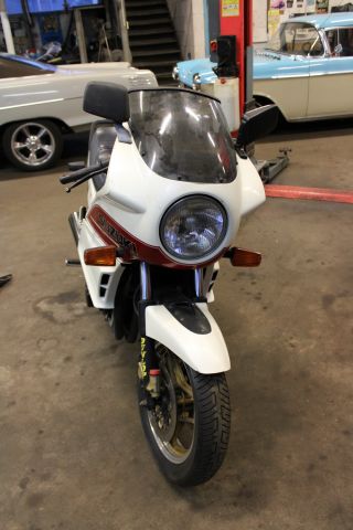 622981-3 SUZUKI GSX 1100 -84