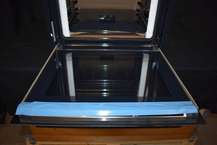 621739-6 Built-in oven with pyrolysis 60 cm Siemens IQ700 HB874GCB1S - display case