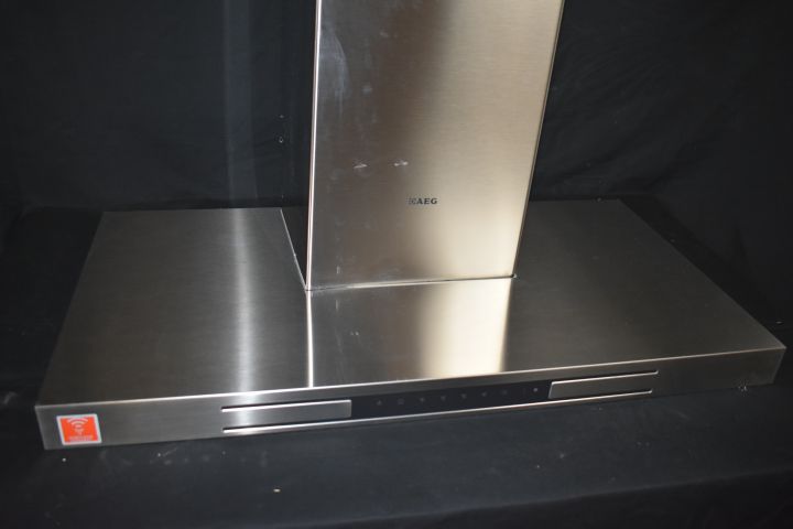 621742-6 Wall mounted kitchen fan 90 cm AEG X69453MD02 - display cases