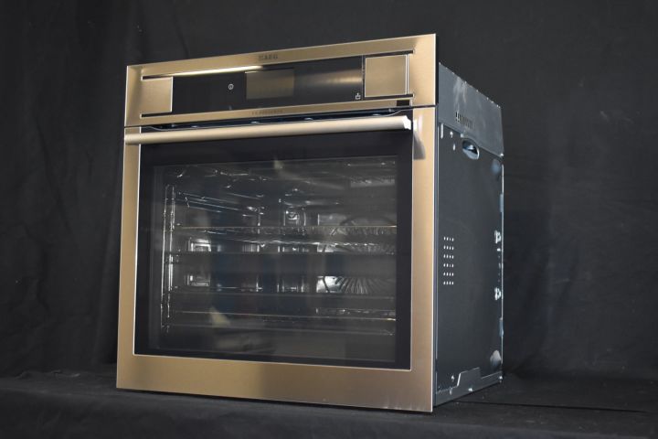 621746-4 Built-in oven with steam 60 cm AEG BS836680SM - plate specimens