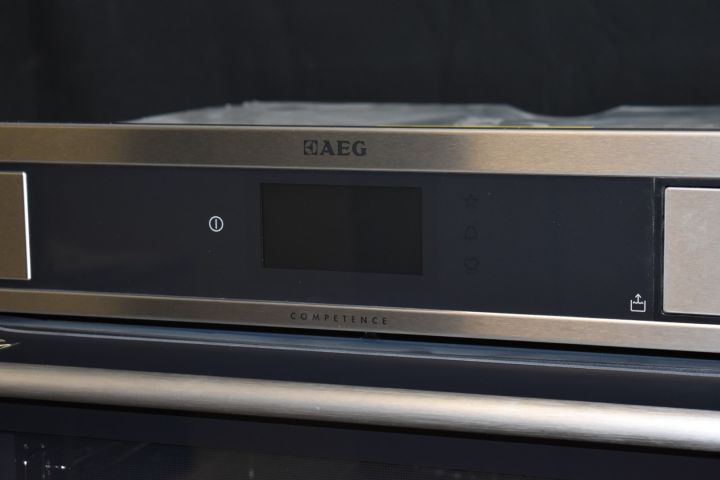 621746-5 Built-in oven with steam 60 cm AEG BS836680SM - plate specimens