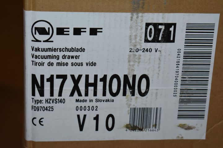 621753-3 Vacuum box for installation 60 cm Neff N17XH10N0 - new in carton