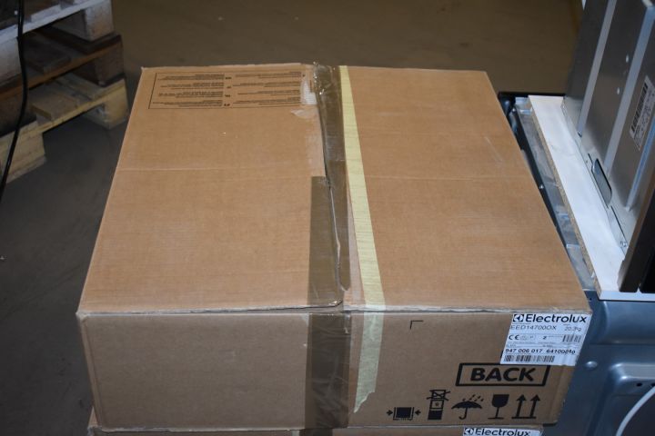 621754-2 Heating box for installation (14 cm) 60 cm Electroux EED14700OX - display case