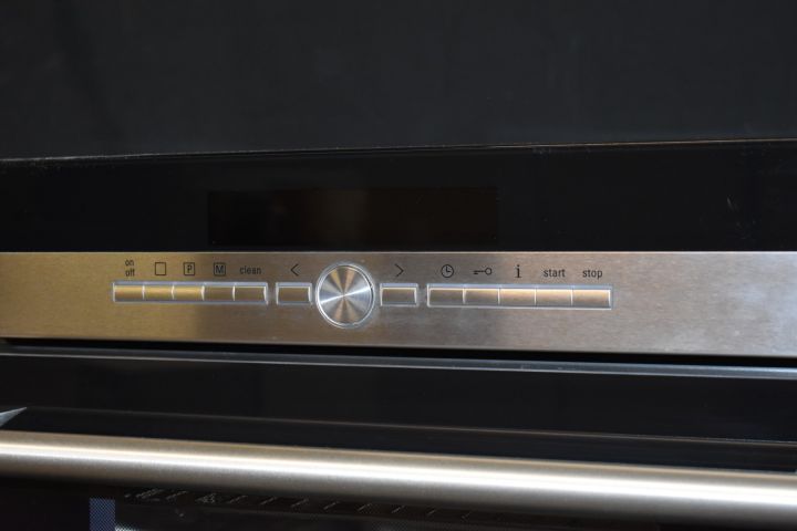 621756-5 Built-in oven 60 cm Siemens IQ700 HB36D572 - display case