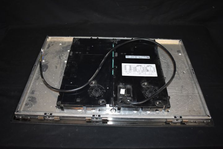 621757-7 Induction hob 80 cm AEG HK874400FB - display case