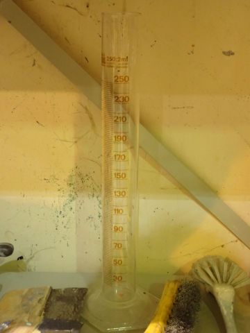 519795-13 Shelf and everything on the shelf