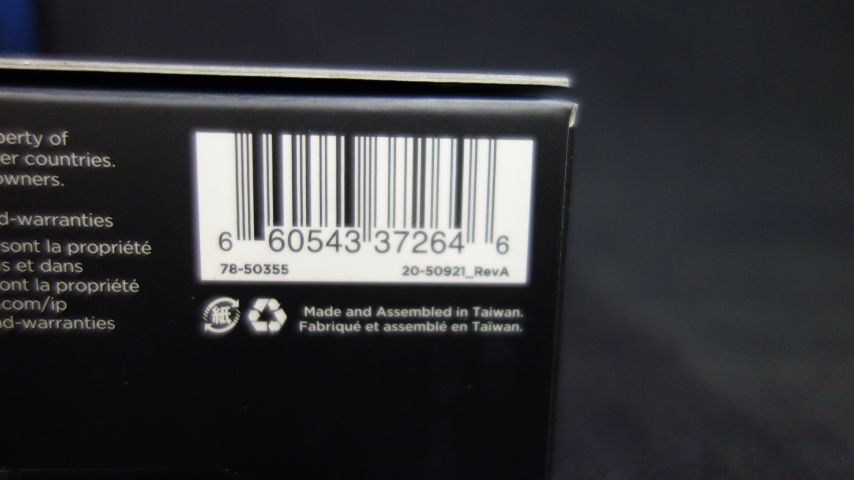 622766-3 20 pcs Lifeproof LifeActiv Arm Band - Free shipping