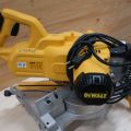 619514-3 Cutting and miter saw DeWALT DWS 777