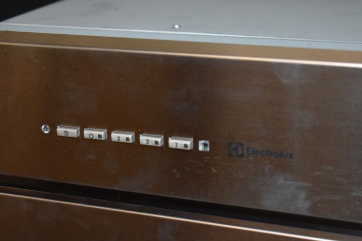 621772-4 Integrated kitchen fan 56 cm Electrolux EFG605630X - display cases