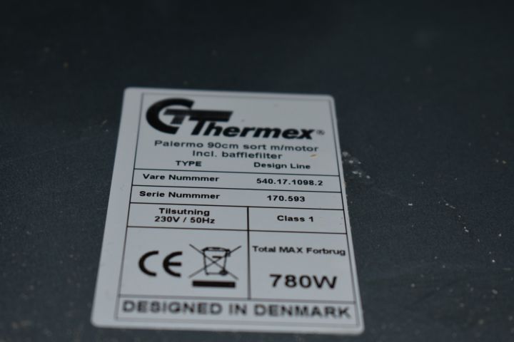 621776-8 Väggkonterad köksfläkt 90 cm Thermex Palermo - skyltexemplar