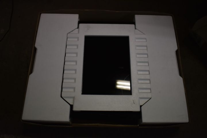 621781-7 Induction hob 60 cm Siemens EU631BEB2E - display case