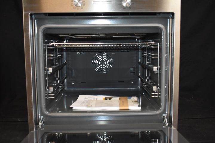 621800-9 Built-in oven 60 cm Siemens HB33A2550S - display case