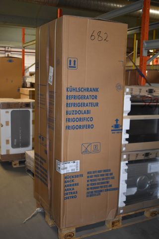621808-2 Combined fridge / freezer Siemens KG36VVI32 - new in carton