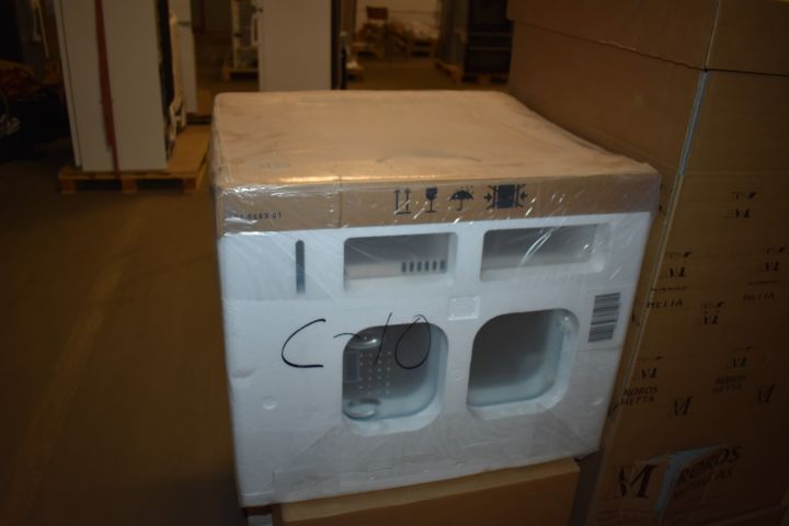 621812-4 Compact oven with hot air and micro function 60 cm Electrolux EVY7800AAX - new in carton