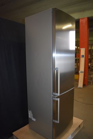 621824-4 Combined fridge / freezer 60 cm Siemens IQ500 KG39EBI40 - display case