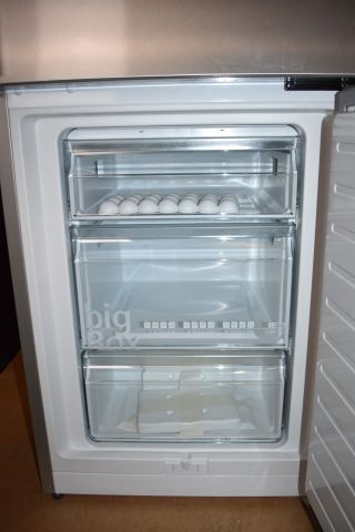 621824-12 Combined fridge / freezer 60 cm Siemens IQ500 KG39EBI40 - display case