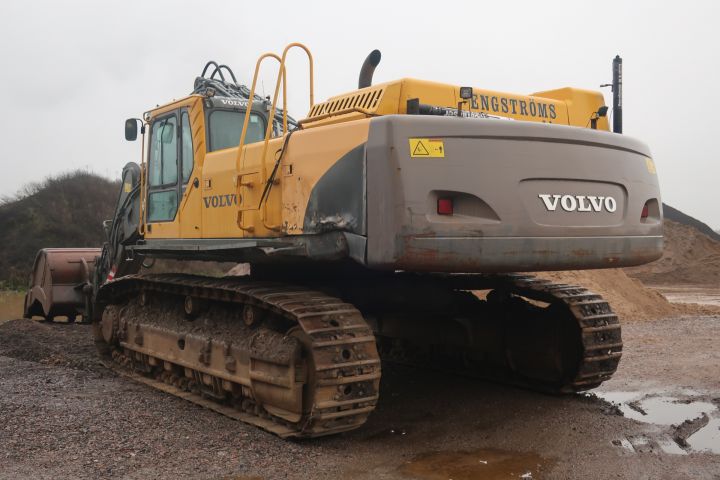 581416-12 Crawler excavator, Volvo EC700B lc, approx 8000h -2006