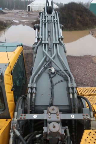 581416-13 Crawler excavator, Volvo EC700B lc, approx 8000h -2006