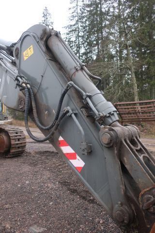 581416-32 Crawler excavator, Volvo EC700B lc, approx 8000h -2006