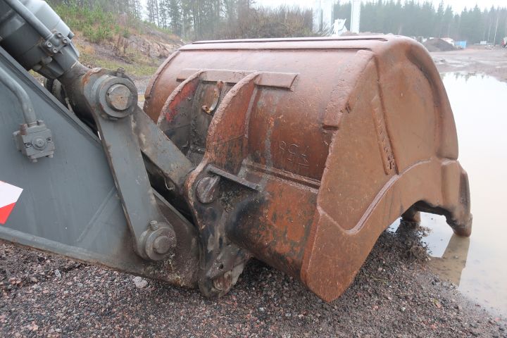 581416-33 Crawler excavator, Volvo EC700B lc, approx 8000h -2006