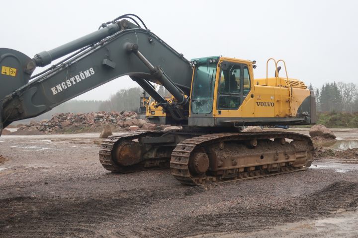 581416-1 Crawler excavator, Volvo EC700B lc, approx 8000h -2006
