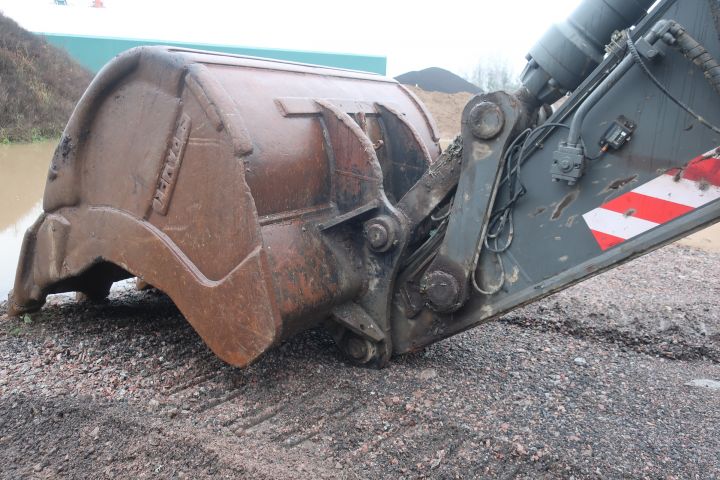 581416-39 Crawler excavator, Volvo EC700B lc, approx 8000h -2006