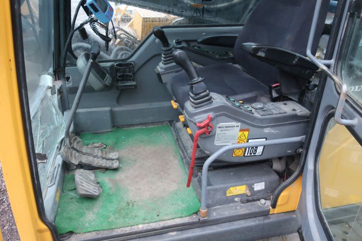 581416-55 Crawler excavator, Volvo EC700B lc, approx 8000h -2006