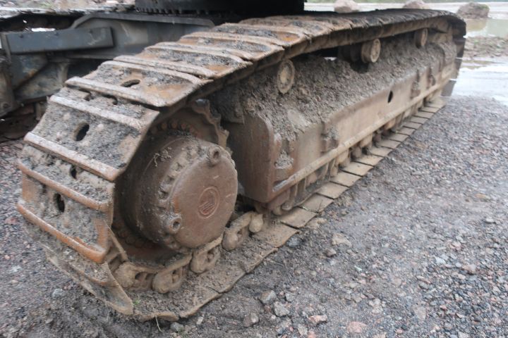 581416-82 Crawler excavator, Volvo EC700B lc, approx 8000h -2006