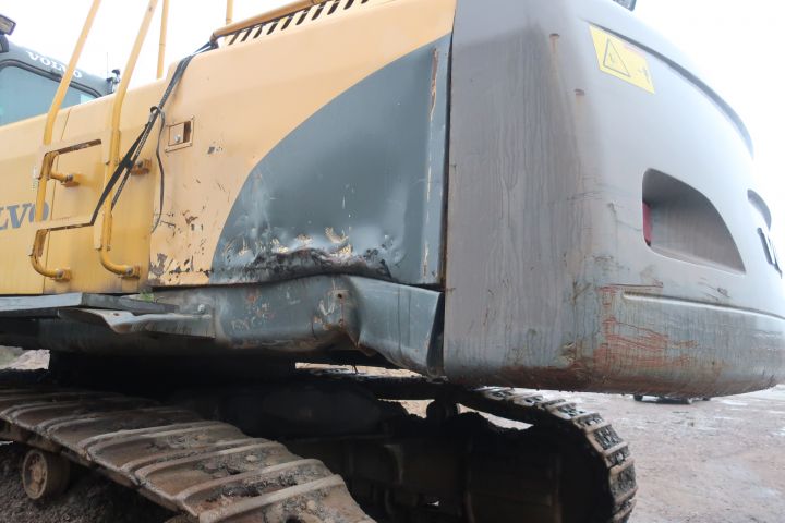 581416-90 Crawler excavator, Volvo EC700B lc, approx 8000h -2006