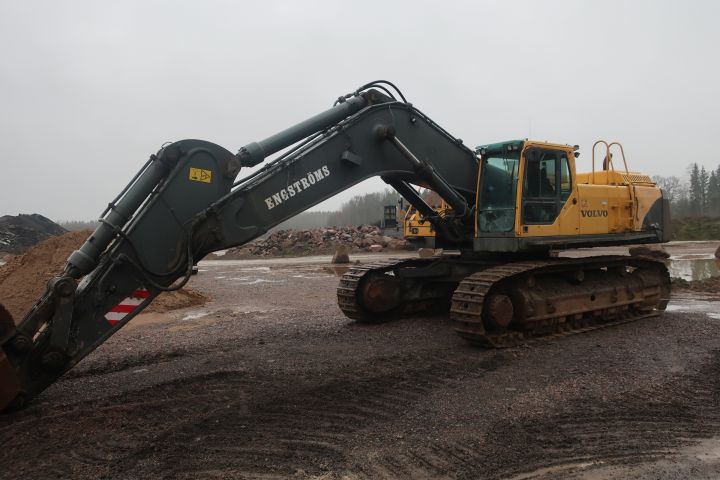 581416-93 Crawler excavator, Volvo EC700B lc, approx 8000h -2006
