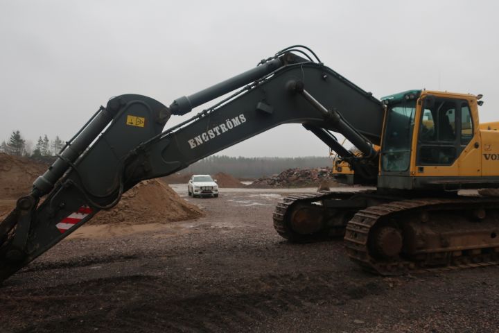 581416-97 Crawler excavator, Volvo EC700B lc, approx 8000h -2006
