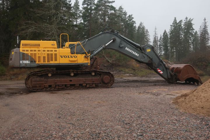 581416-105 Crawler excavator, Volvo EC700B lc, approx 8000h -2006