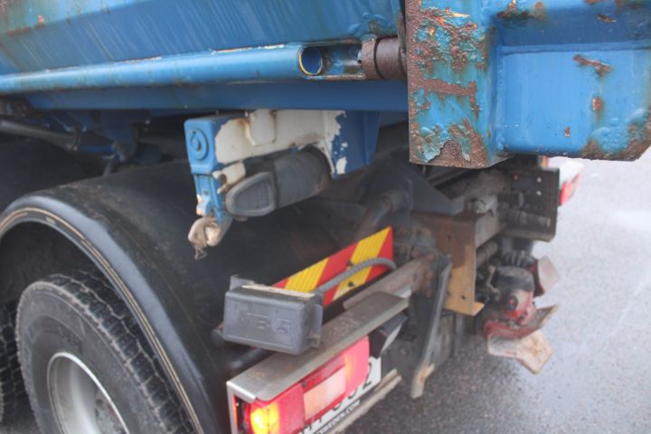 626492-19 Tipper truck Volvo FM 440 6 * 4 -2008 (315730km)